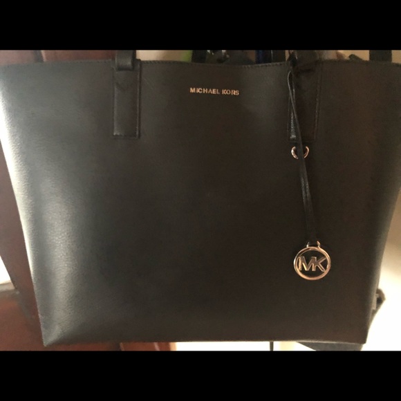 Reversible Michael Kors Tote - Picture 1 of 3